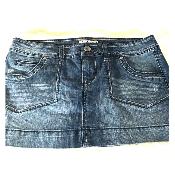 lei Dresses & Skirts - LEI mini jean denim skirt size 9 western